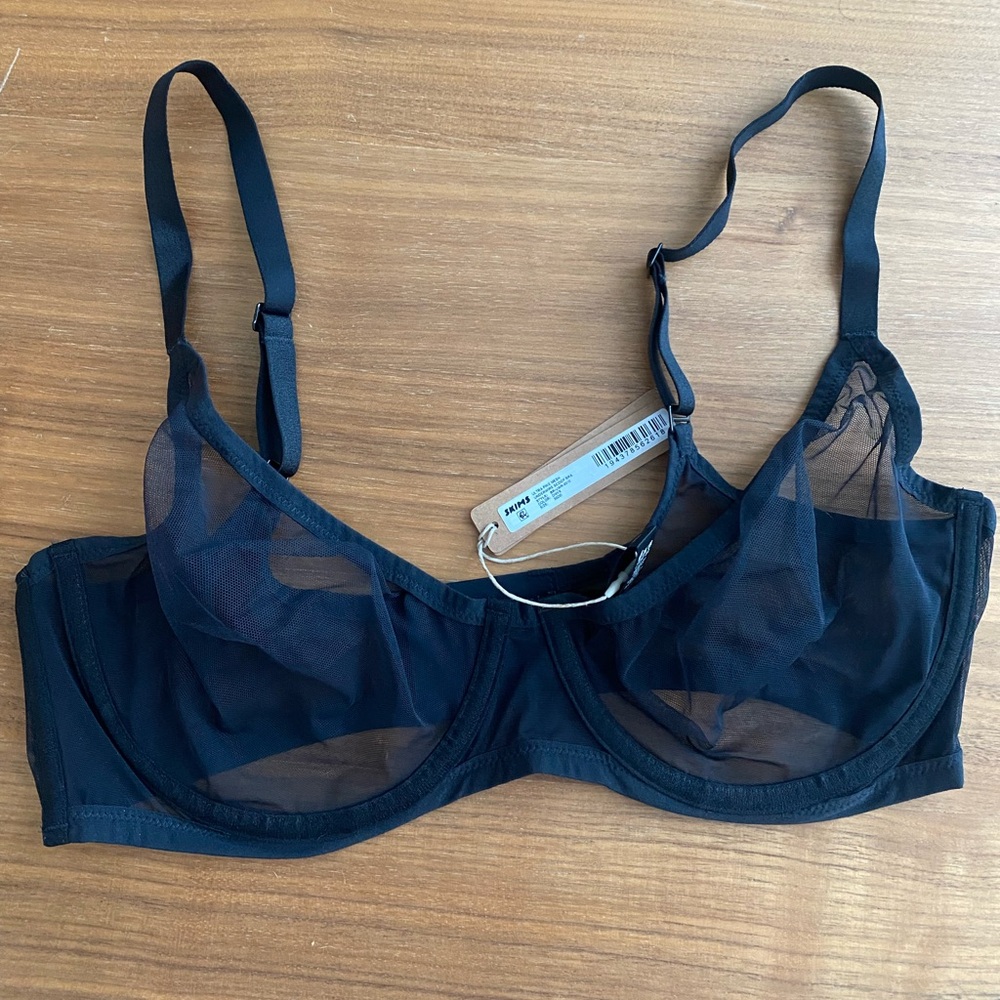 SKIMS Ultrafine Mesh Underwire Scoop 🖤 NWT